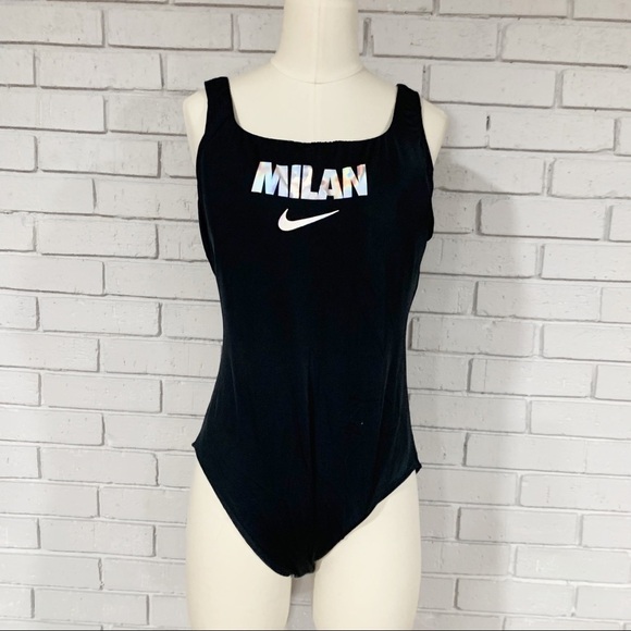 Nike City Series u-back one piece Milan in black - Picture 1 of 8